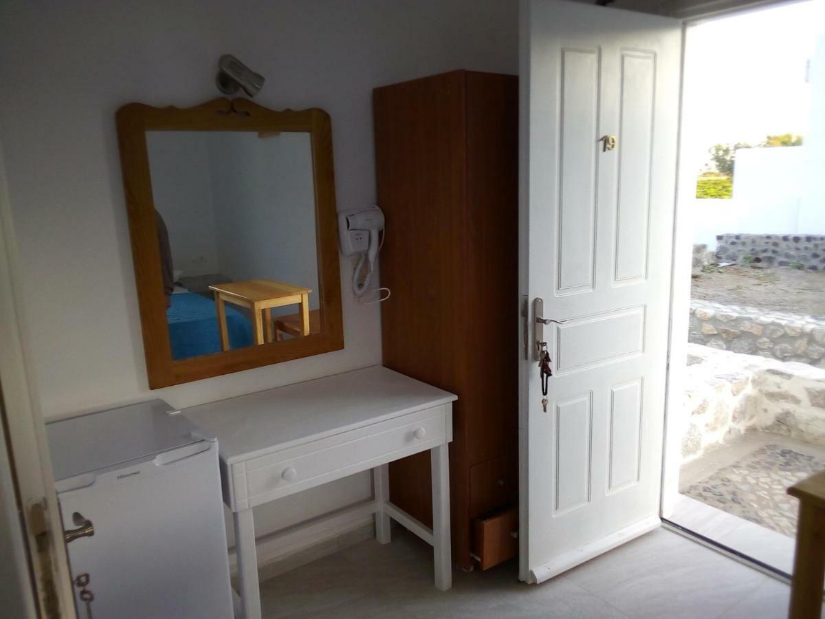 Hotel Perissa Agios Georgios  Екстериор снимка
