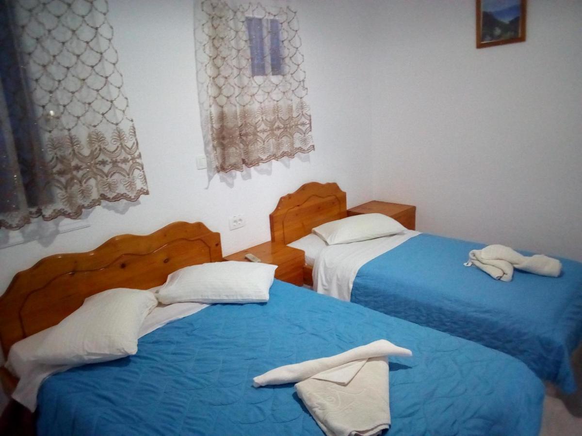 Hotel Perissa Agios Georgios  Екстериор снимка